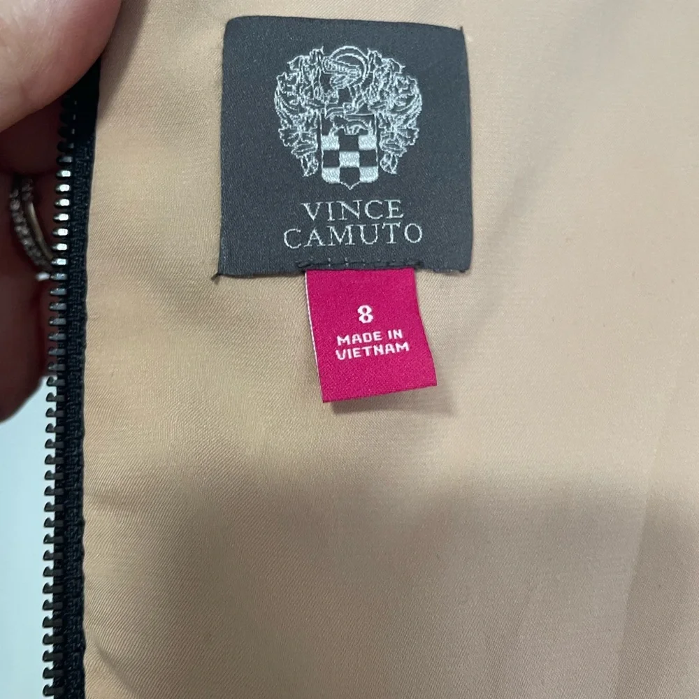 Vince Camuto Black Lace 3/4 sleeve Women's dress with Nude Underlay Size8 - Picture 2 of 5